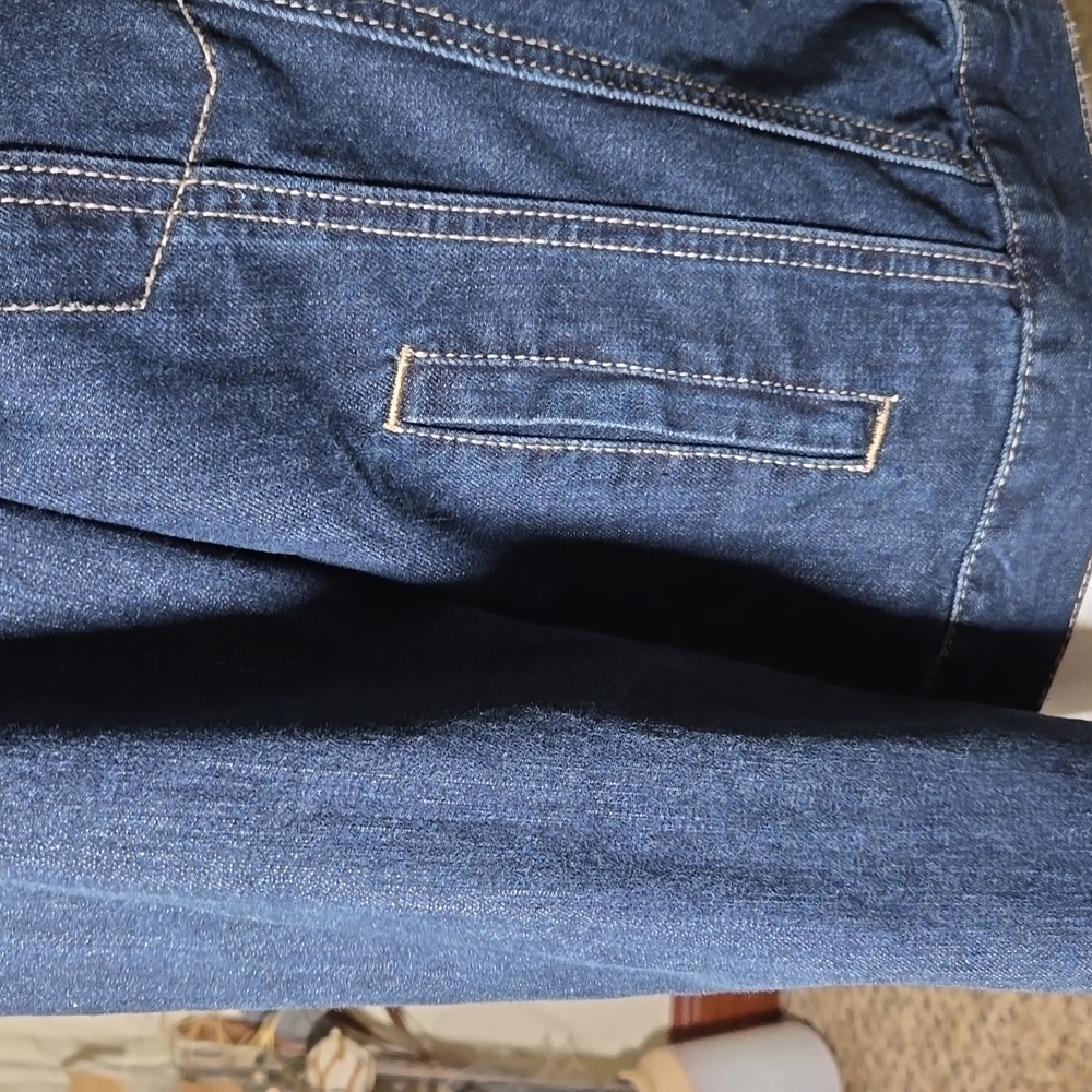 Jean Jacket - Picture 9 of 9